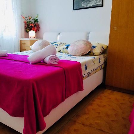 Suncica Apartments Kastela Dış mekan fotoğraf